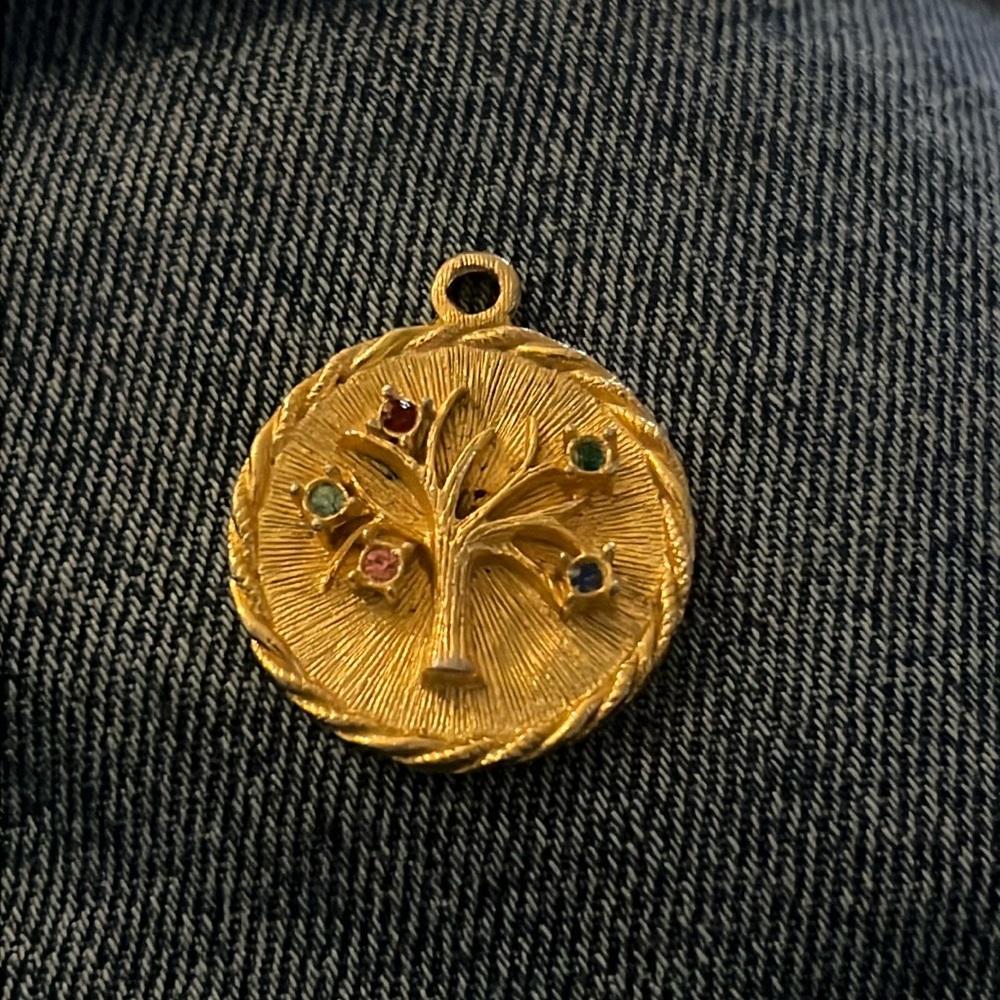 Gold Tone Family Tree Of Life Pendant / Charm with 5 Stones